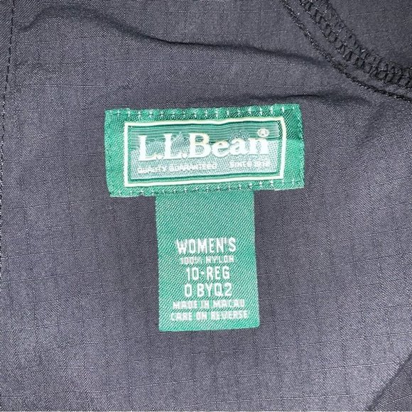 L.L. Bean Crop Pants Women’s Size 10 Charcoal Grey Nylon Hiking Capris Ripstop‎ - Picture 5 of 6